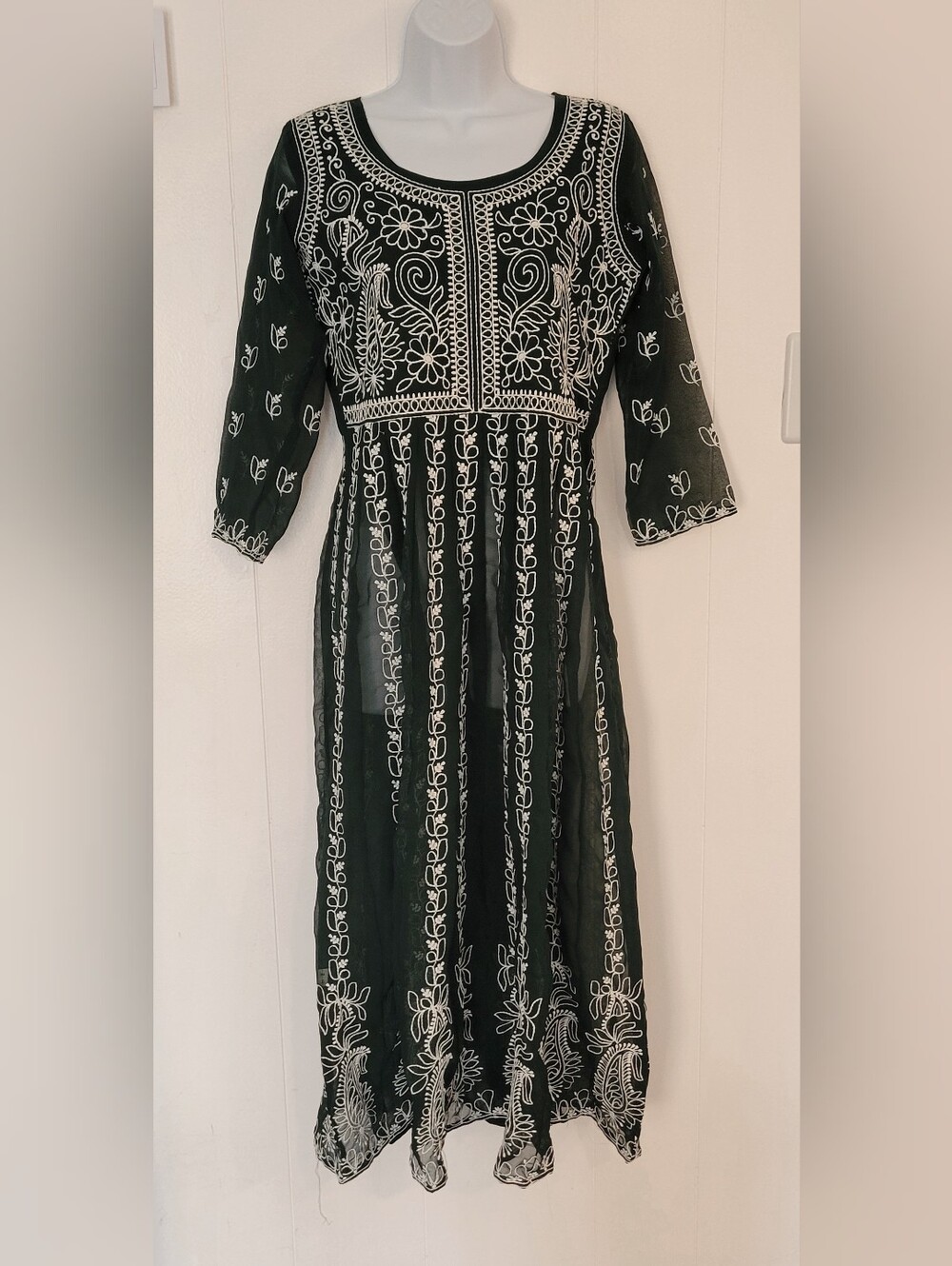 Ethnic Junction Lace Embroided Dress